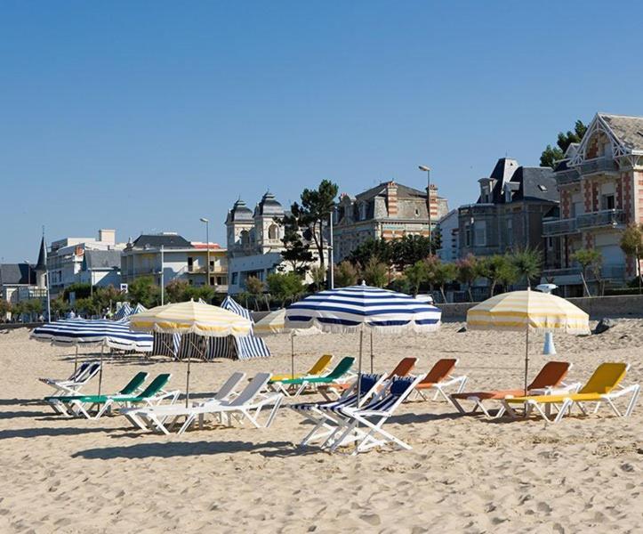 Royan - Appartement Vue Mer - Proximite Plage Et Parking Privatif Bagian luar foto