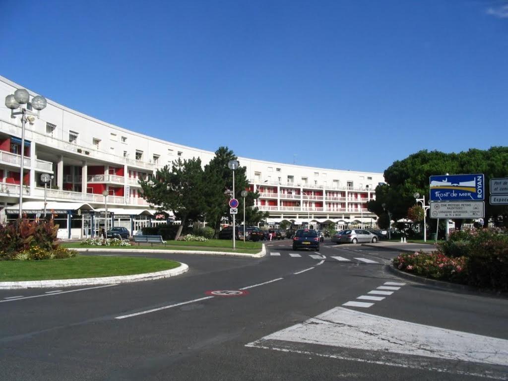 Royan - Appartement Vue Mer - Proximite Plage Et Parking Privatif Bagian luar foto