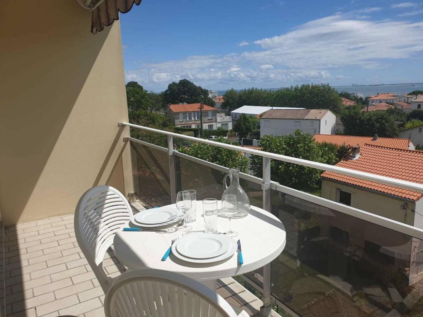 Royan - Appartement Vue Mer - Proximite Plage Et Parking Privatif Bagian luar foto